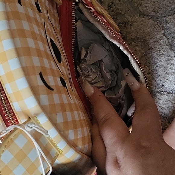 Winnie the pooh loungefly backpack - Picture 4 of 5